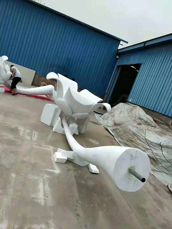 泡沫雕塑噴涂聚脲案例(圖1) 泡沫雕塑噴涂聚脲案例